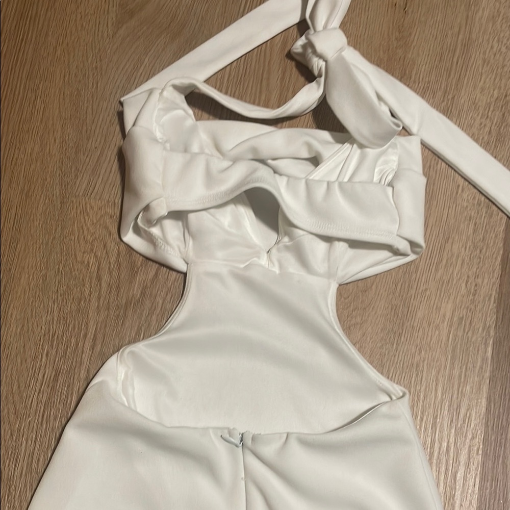 Lucy in the Sky White Cutout Bodycon Dress - Picture 3 of 4